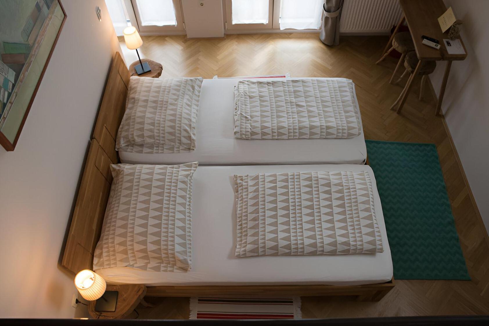 Bed & Breakfast Dvorec Petrovče Kültér fotó